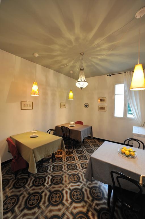 Erasmo Rooms & Breakfast Finale Ligure Eksteriør bilde